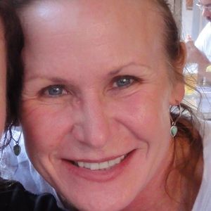 Meet your Posher, Suzanne